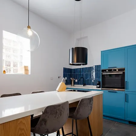 Selene Apartment